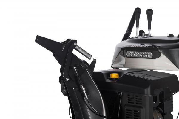 Lumag hydrostatic snow blower with caterpillar drive and 76 cm clearing width SFK-80H